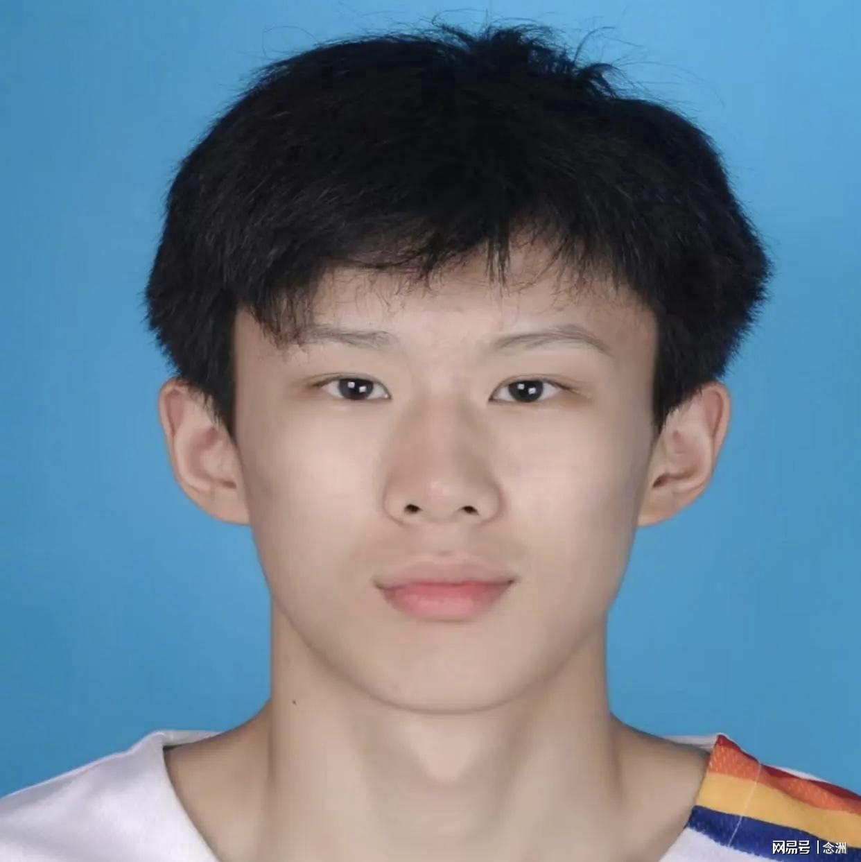 九游娱乐登录入口-曝U18男篮核心改名+改年龄参赛！连名带姓全都改 疑似2次改小4岁